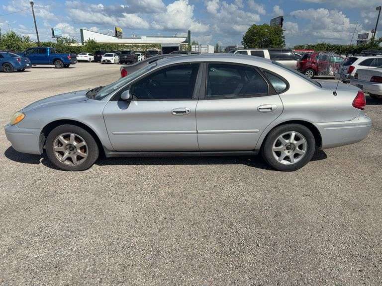 2006 FORD Taurus VIN# 1FAFP56U76A190160 COMMENTS: HAS KEY, STARTS, SEE DESCRIPTION