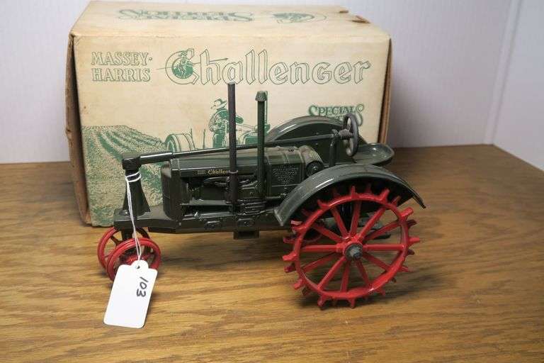 Massey Harris Challenger 1/16