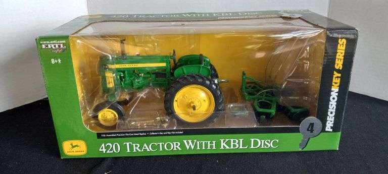 Ertl John Deere 420 Tractor w/KBL Disc