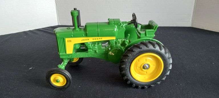 Ertl Toy Farmer John Deere 630