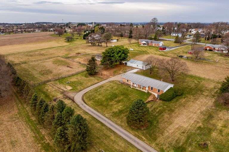 3697 NEWARK ROAD, COCHRANVILLE (5 ACRES)
