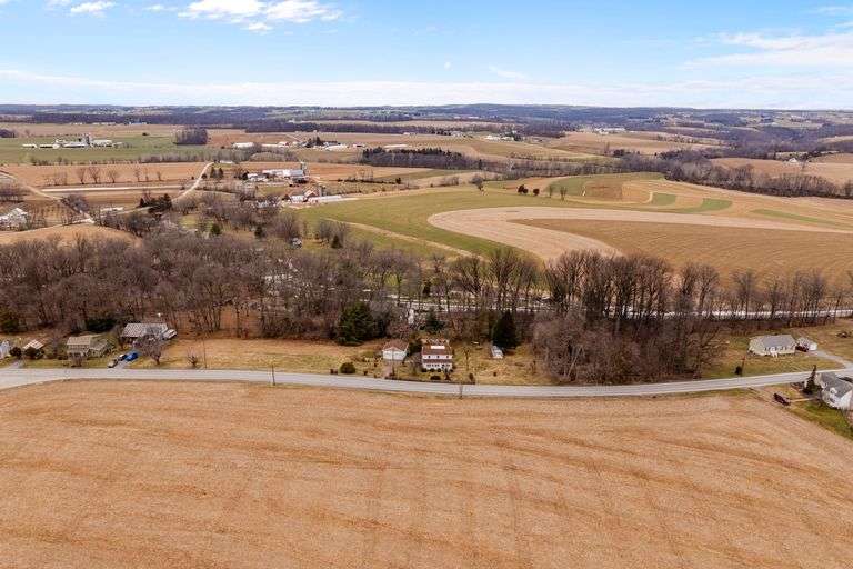 2034 ASHVILLE ROAD, QUARRYVILLE (3.9 ACRES)