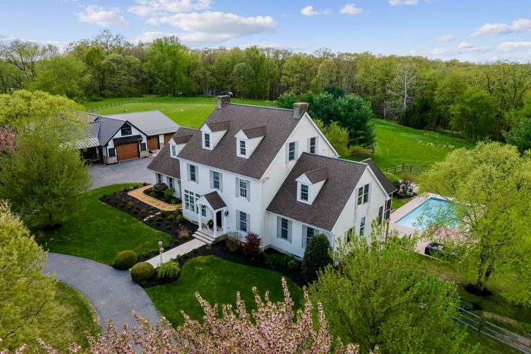 837 BALLSTOWN ROAD, LITITZ (31.8 ACRES)