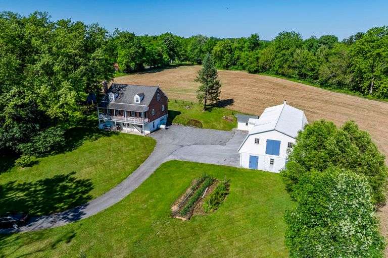 131 PINETOWN ROAD, LEOLA (19.2 ACRES)