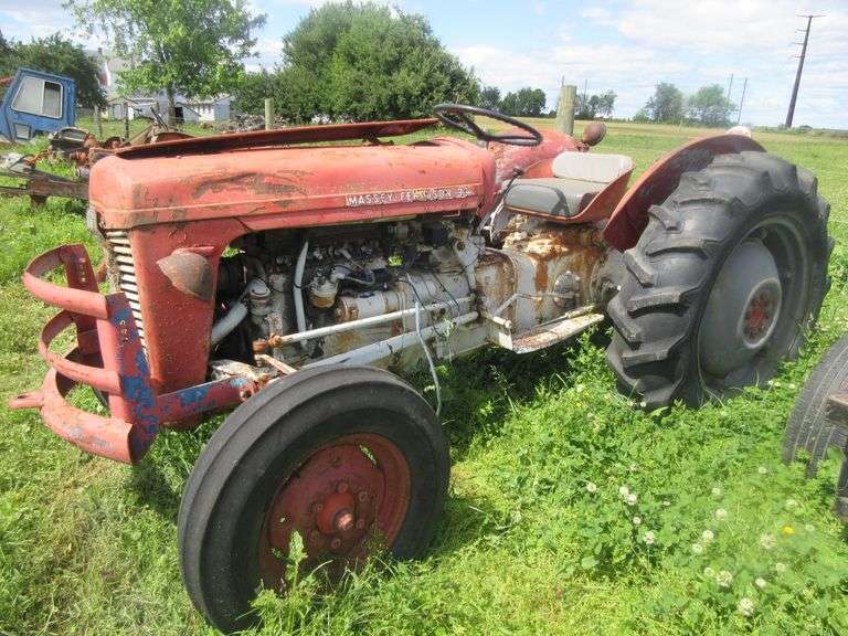 Massey TO-35 Tractor