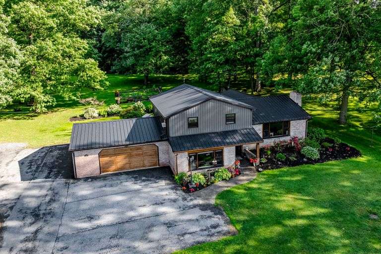 133 VALLEY VIEW DRIVE, EPHRATA (4.1 ACRES)