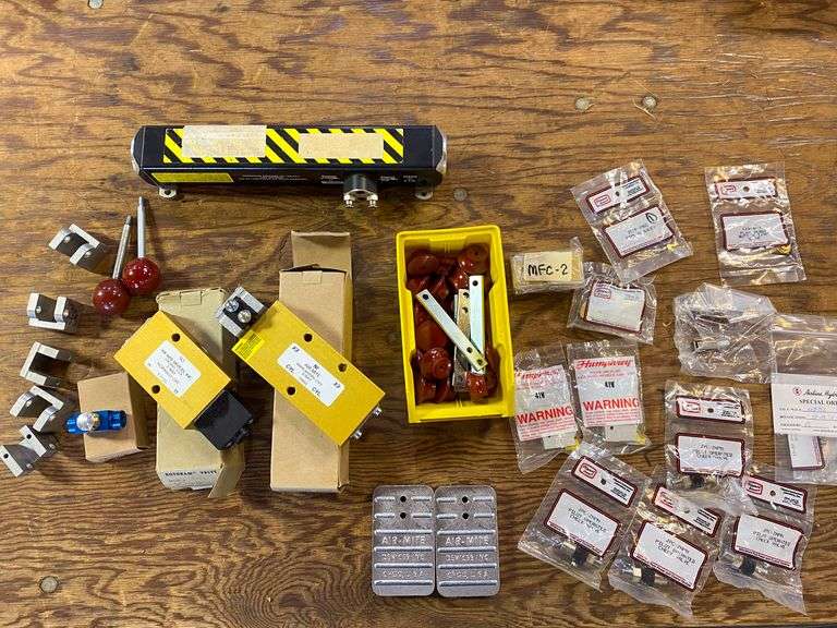 Clippard Air Valves & Air Mites