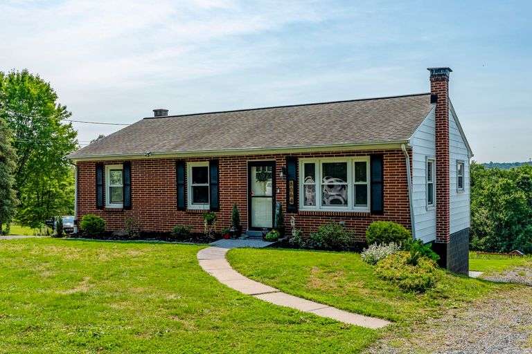 8064 COLEBROOK ROAD, PALMYRA
