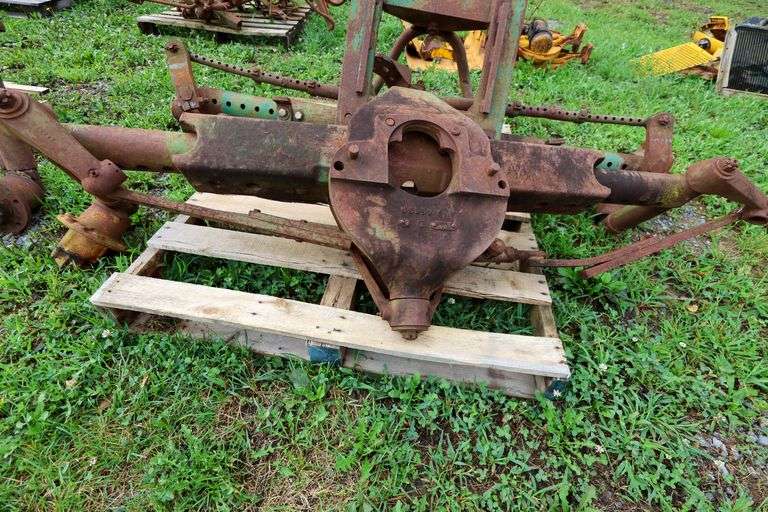 John Deere Wide Front