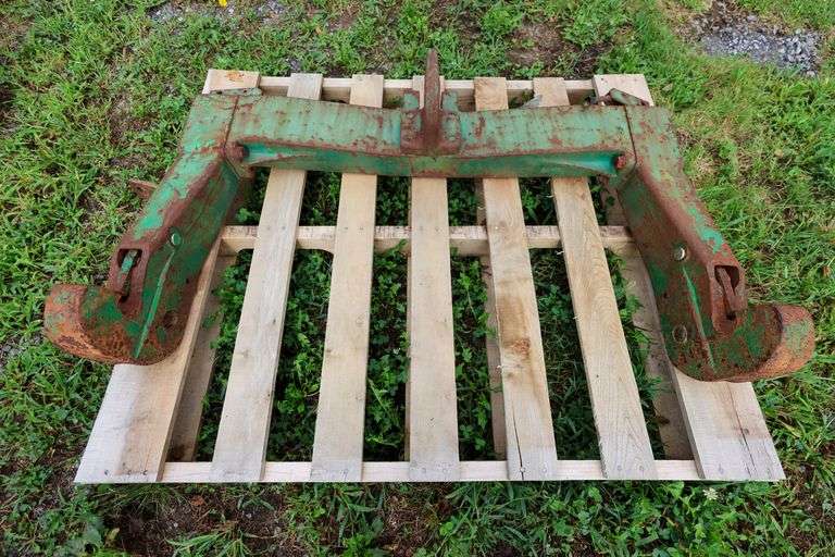 John Deere Cat 2 Quick Hitch