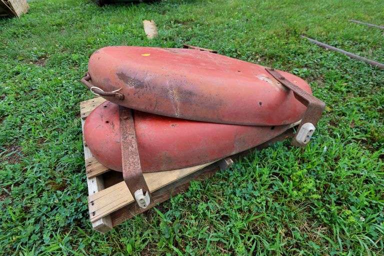 IH Clam Shell Fenders