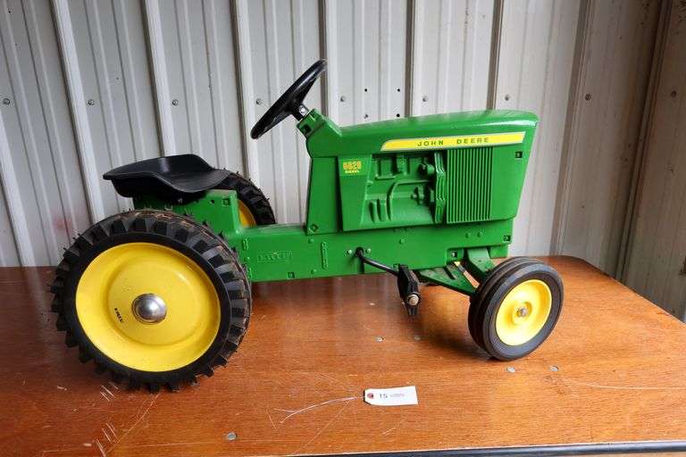 John Deere 5020 DSL Pedal Tractor
