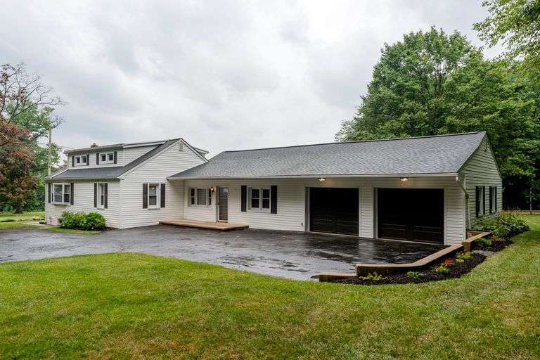65 COMPASS ROAD, PARKESBURG