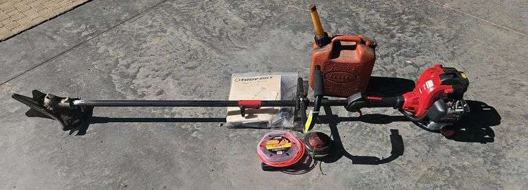 Troy- Bilt TB272 BC 2 cycle Weed Trimmer & accessories