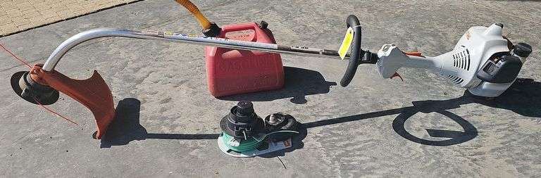 Stihl FS-38  Weed Trimmer w/accessories