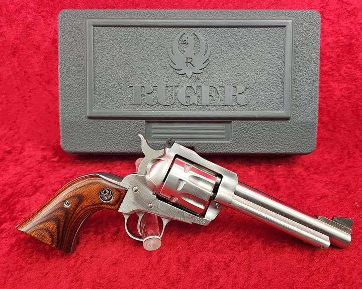 Ruger  New Model Blackhawk  327 Federal Magnum   Revolver