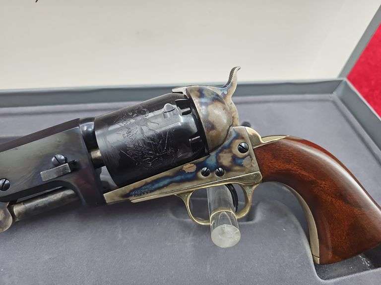 Colt  Signature Series Dragoon   Revolver