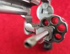 Smith & Wesson  Model 657-4  41 Magnum  Revolver