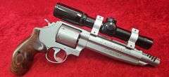 Smith & Wesson  Model 629-5 Performance Center   44 Mag  Revolver