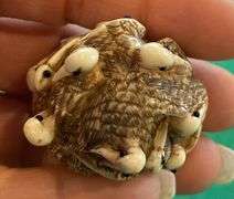 Netsuke Pile of Kiwis Ivory/Bone