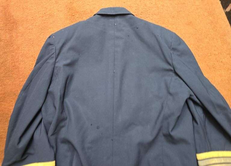 WWII German Kreigsmarine Navy Uniform w/Medals