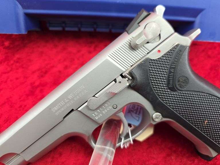 Smith & Wesson   Model 5906  9mm  SS Pistol