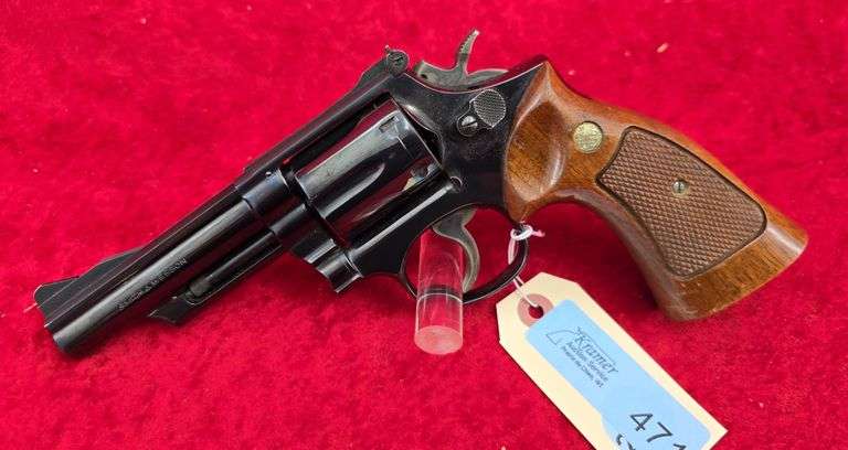 Smith & Wesson   Model 19-3  357 Magnum   Revolver