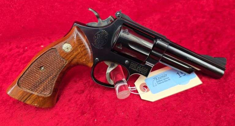 Smith & Wesson   Model 19-4  357 Magnum   Revolver