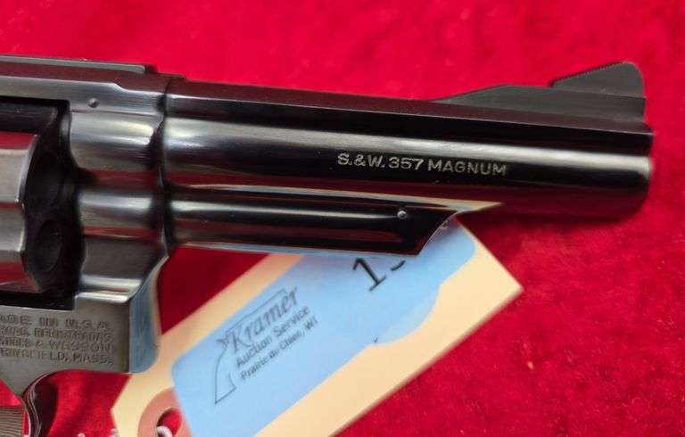 Smith & Wesson   Model 19-4  357 Magnum   Revolver