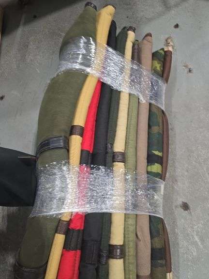 A lot of 10 soft rifle cases