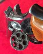 Dan Wesson   DA  357 Magnum  Revolver