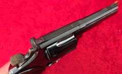 Smith & Wesson   Model 29-2  44 Magnum  Revolver