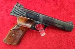 Smith & Wesson  Model 41 Heavy Bbl.   22 cal.   Target Pistol