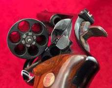 Smith & Wesson   Model 29-2  44 Magnum  Revolver