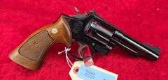 Smith & Wesson   Model 19-3  357 Magnum   Revolver