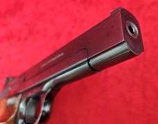 Smith & Wesson  Model 41 Heavy Bbl.   22 cal.   Target Pistol