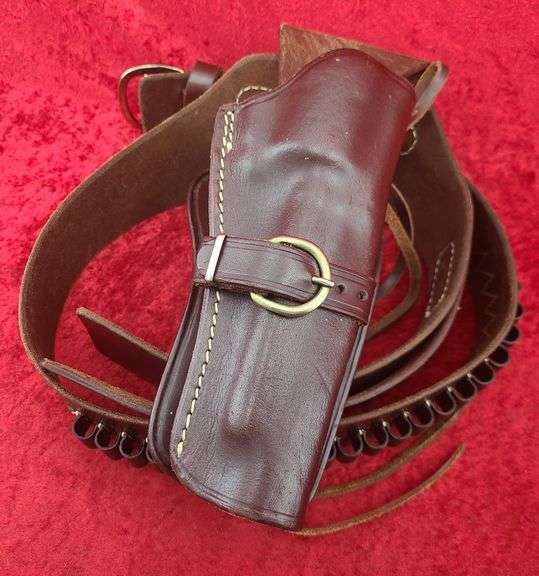 Ruger   Blackhawk  357 Magnum   Revolver w/Holster