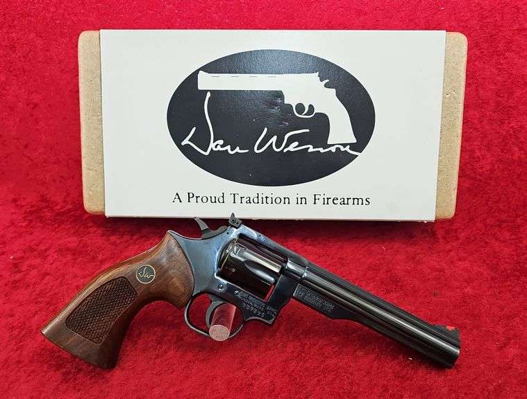 Dan Wesson   Model 15-2V  357 Mag  Revolver