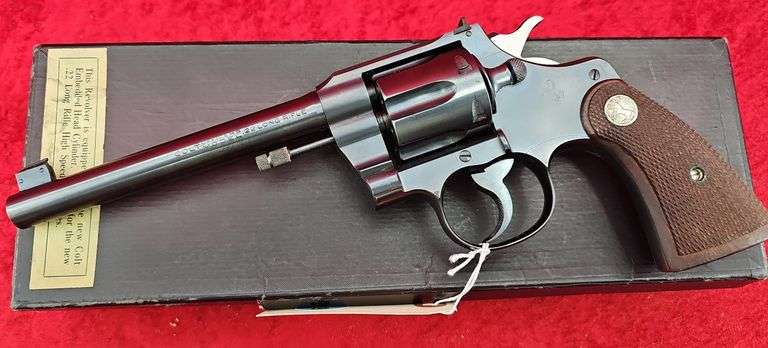 Colt   Officer's Model   22 cal.   Revolver w/original box