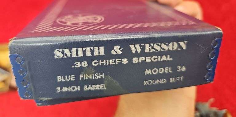 Smith & Wesson  Model 36  38 spl  Revolver