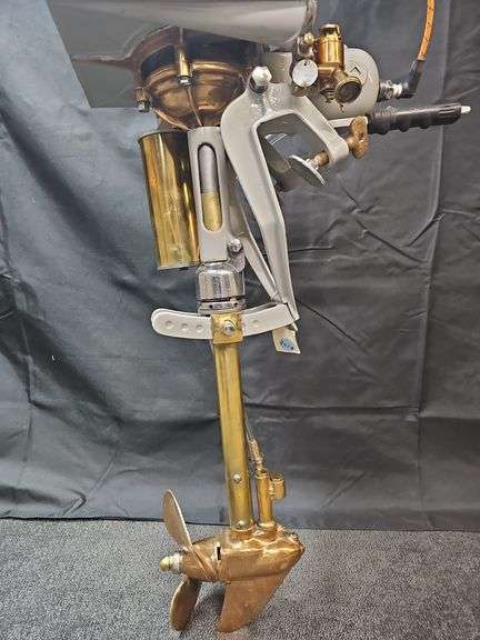 Evinrude Model B Rowboat Motor