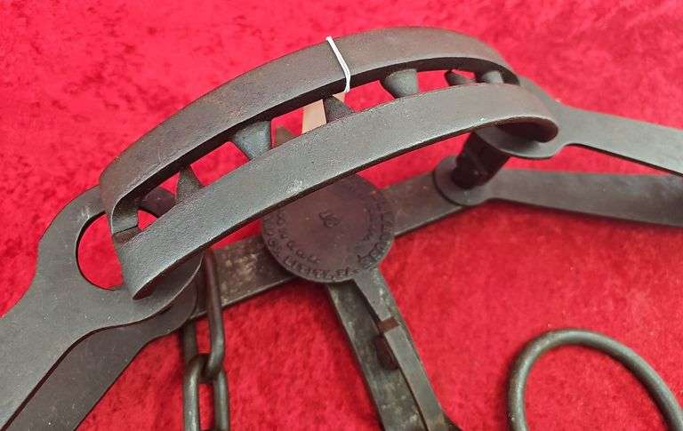 Oneida Newhouse No. 15 Toothed Bear Trap
