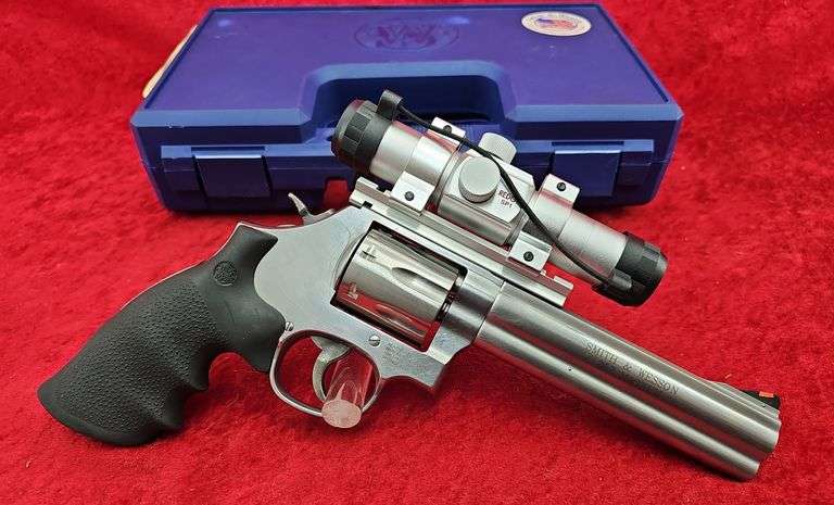 Smith & Wesson   Model 686-6   357   Revolver w/7 round Cylinder