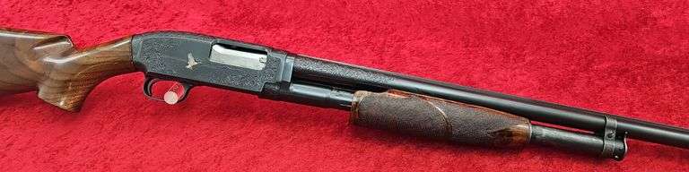 Winchester   Deluxe Engraved Heavy Duck Model 12  12 ga.   Shotgun