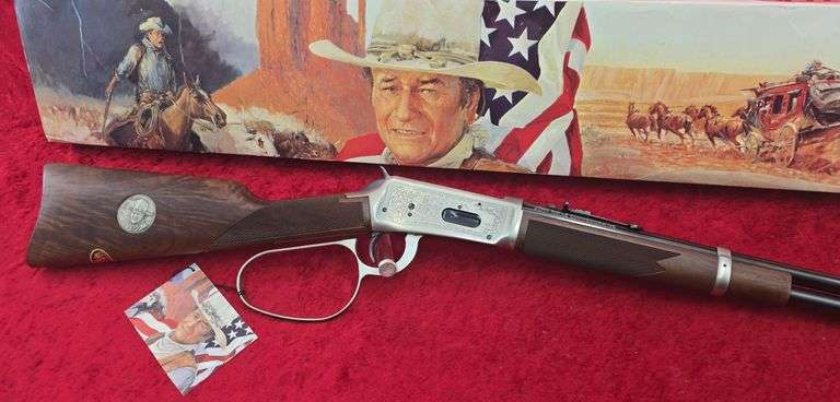 Winchester   Model 94 John Wayne Comm.    32-40 cal.   Carbine