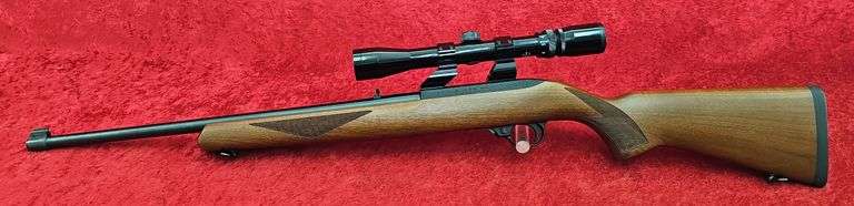 Ruger  10/22   22 cal.   Rifle w/Deluxe Stock & Scope