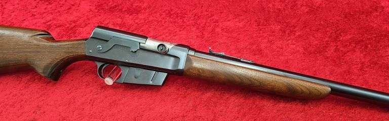 Remington  Model 81 Woodsmaster   32 REM   Rifle
