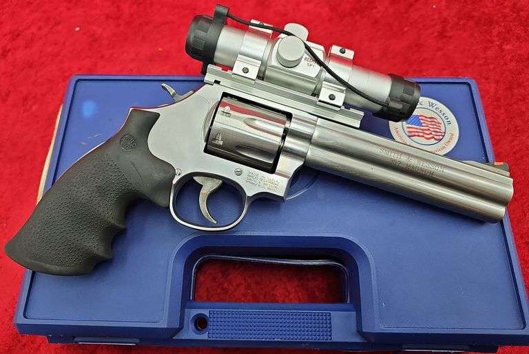 Smith & Wesson   Model 686-6   357   Revolver w/7 round Cylinder