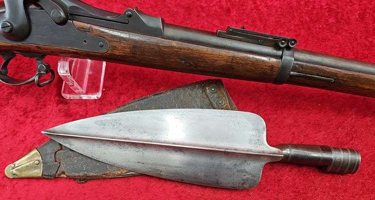 Antique Springfield  1884  45-70  Trapdoor w/Trowel Bayonet