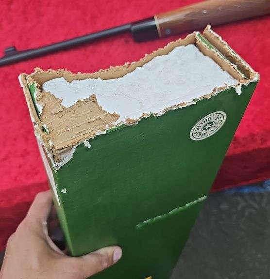 Remington  Model 700 CDL  in rare 6mm REM  Rifle